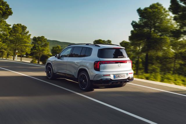 Model YL 平替，奔驰新一代 GLB 发布	，告别 1.3T 发动机