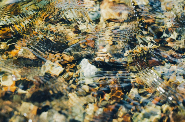 香格里拉国家公园候选区：冬韵如诗，静谧灵动