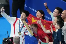 梦剧场|潘展乐100米自由泳夺冠，足以比肩20年前的刘翔图片