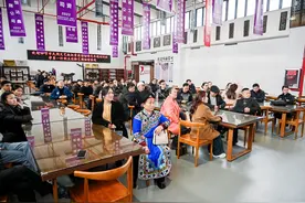 以版权保护为引擎 赋能民间文艺创新发展 ——毕节市民间文艺版权资源创意转化专题培训班赴贵阳文创企业交流学习图片