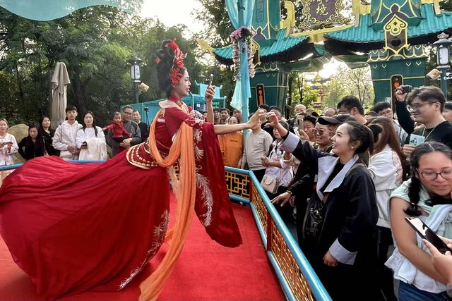 开封文旅：机制活了、景区火了丨顶端观察