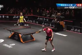 复仇成功！王楚钦3-1战胜莫雷加德，晋级四强图片