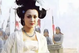 被出卖了，还得被说是自愿的图片