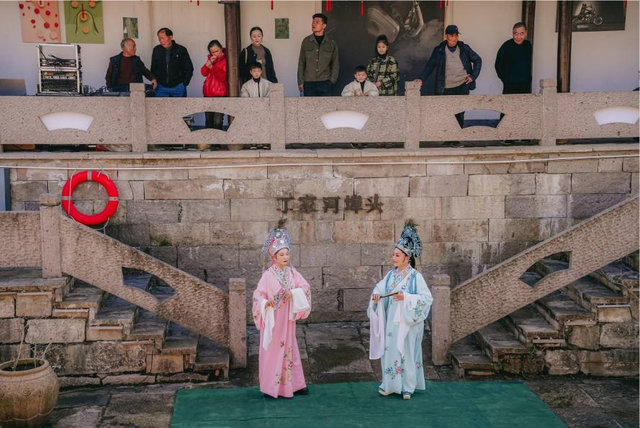 瓶窑老街国庆假期活动全指南：红色情怀与非遗演艺碰撞出别样火花
