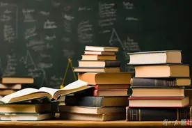 最强招生广告？！余承东：人生最正确的选择！高校“花式招生”出圈，清华、复旦接力玩梗图片