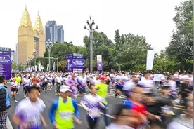 图片新闻 | 2023中国10公里精英赛暨重庆10公里挑战赛开赛图片