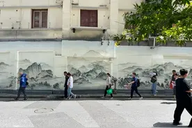 ​潮评丨从前“煞风景”如今被围观，城市墙绘让社区治理看得见图片