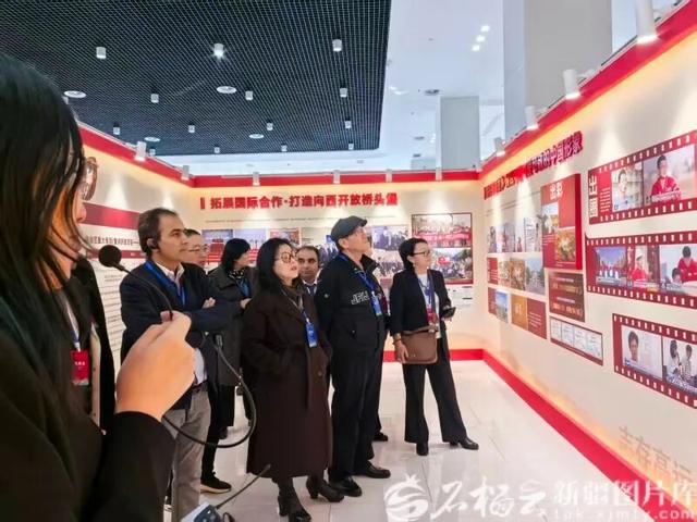 克拉玛依向世界讲述“三城故事”