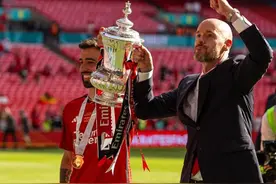 曼联主帅滕哈格确定留任，他靠什么打动了“红魔”高层？图片