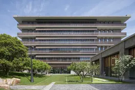 中国建筑师刘家琨获2025普利兹克奖：摆脱了美学或风格上的束缚图片