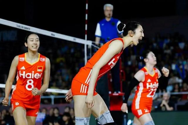 中国女排艰难取得世锦赛开门红