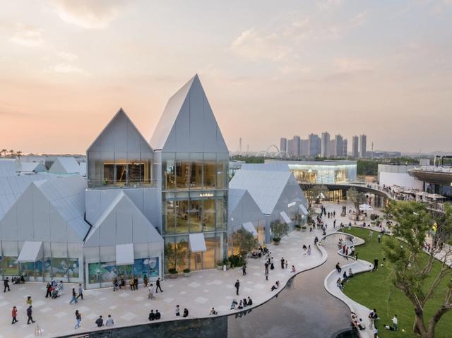 打卡东莞新晋“顶流”！万象滨海即将开业，逛拍玩攻略锁定这篇→