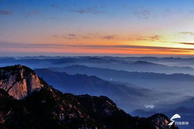 组图丨冬日泰山云海伴日出 不愧是杜甫笔下的浩渺仙境