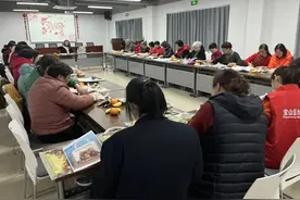 把春天“包”回家，为烂漫春日增添一抹亮色图片