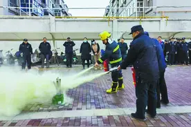 ​开展消防演练 提高居民火灾应急能力图片