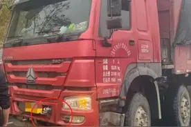 济南这辆车装“翻牌神器”被抓现行，扣9分！图片