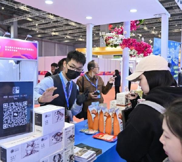 鲜花漫卷科技赋能，云南展区在长三角文博会打造沉浸式滇味盛宴