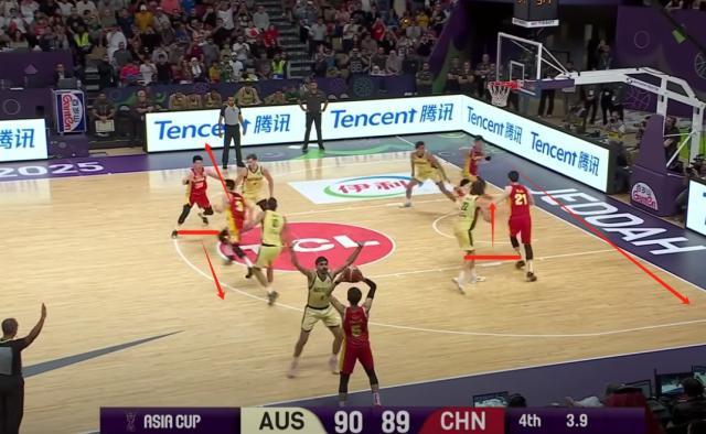 中国男篮决胜3.9秒复刻勇士汤神杀招
