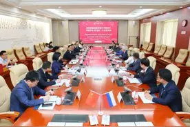 西工大与莫斯科航空学院签署合作办学框架协议图片
