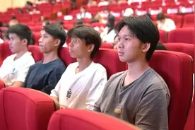 广州共青团联合举办高校毕业生招聘会，提供逾2500个优质岗位图片
