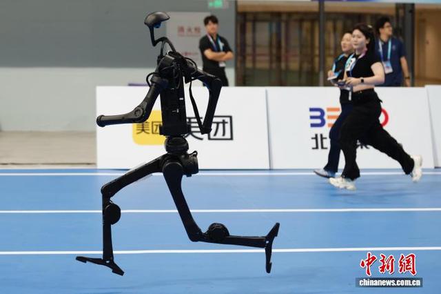 “机器人奥运”落幕 竞赛推动技术革新