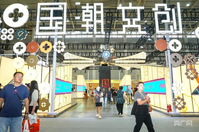 组图｜一站式游中国  2025中国文化旅游产业博览会在武汉举办