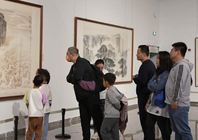 国庆假期，济南文旅玩出科技范！AI+3D打印让青少年与中国山水画 “双向奔赴”