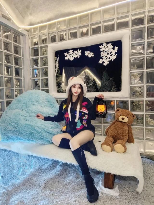 踏破风沙赴神都，白云山赠“终身旅游卡”！让天山来客常回“家”看看