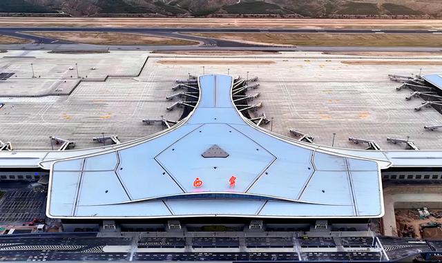 西宁曹家堡国际机场新建航站楼正式投运