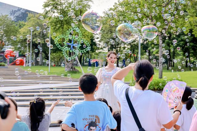 就在虹桥公园，假期深圳这场文旅盛宴何以人气爆棚？