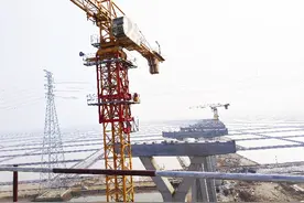 世界第一跨径混合梁桥即将合龙  G228丹东线滨州段建设进入最后冲刺阶段图片