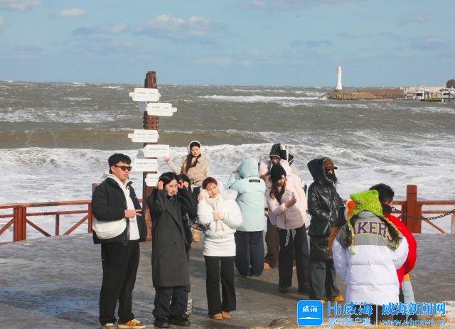冬游威海 情满山海丨威海上演现实版“冰河世纪”