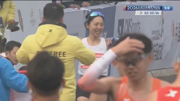 “最快女护士	”张水华辞职后首战：重马获第六名！本人赛后回应：爱好有	，工作也要有；赛前直播曾坦言因伤状态欠佳