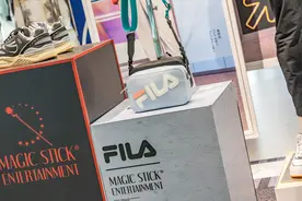 不靠门店扩张，安踏和FILA增长更吃力了图片