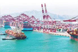 面对复杂严峻的外部环境，中国青年如何应对？他们用行动给出回答图片