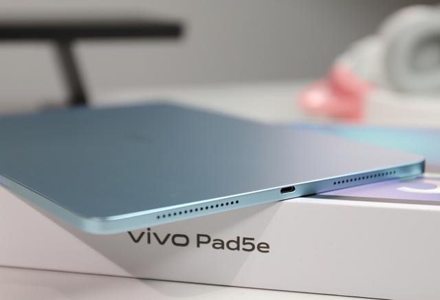 vivo Pad5e 平板电脑图赏：类纸护眼 + 长续航，学习娱乐全拿捏