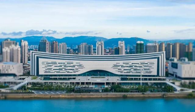 江西冬日书店漫游指南，第一站南昌！