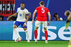 姆巴佩鼻骨骨折可保守治疗，专家提醒不要用力擤鼻涕图片