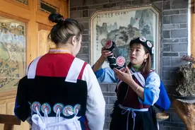 新华全媒＋丨玉龙雪山海拔故事|父女·传承图片