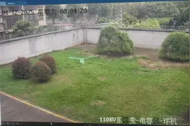 荆州变电运维勇战风雨，筑牢电网安全防线图片