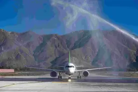 C919&ARJ21 相聚青藏高原！图片