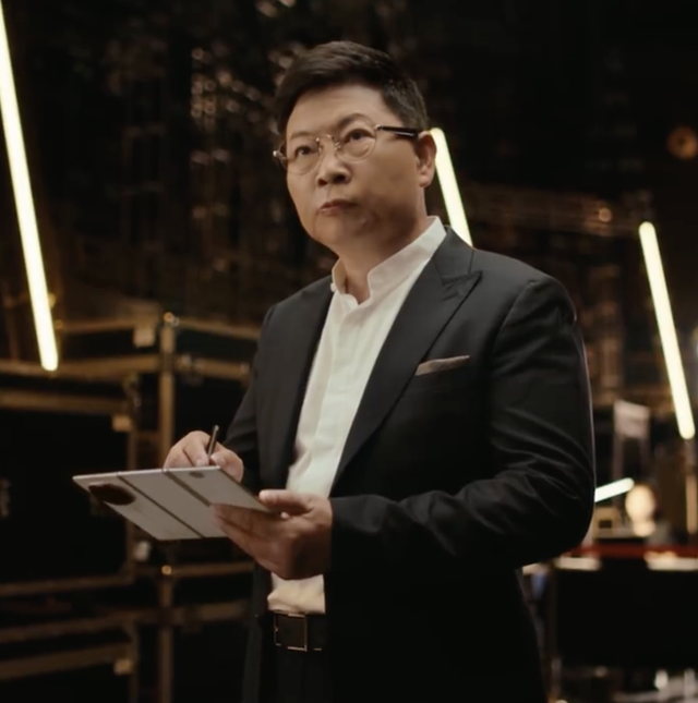 苹果怎么造「无折痕」iPhone