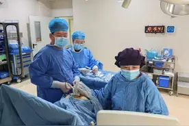 五次怀孕皆引发胎儿溶血，这一次她终于诞下健康宝宝图片