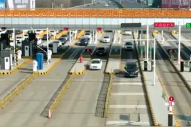 小越跑春运|沪宁高速公路南京收费站 本周末将迎节前车流高峰图片