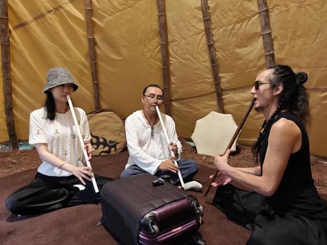 蒙古包、烤全羊、音乐会，长风大悦城举办草原游牧体验活动