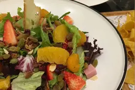 从买菜、做饭到吃饭，饭菜这样做更利于稳住血糖！图片