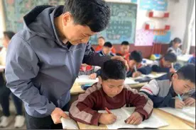 教以潜心，研以致远，东昌府区付楼小学开展低年级语文教研活动图片