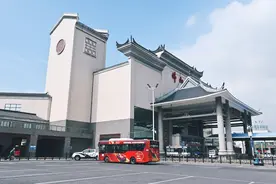 原佛山火车站将局部拆除，广湛高铁佛山站建设新进展图片