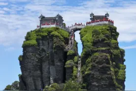 梵净山景区直通车开通！畅游东西门更便捷图片