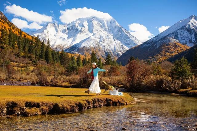实拍亚拉雪山，11月的川西美景势必再火一个！